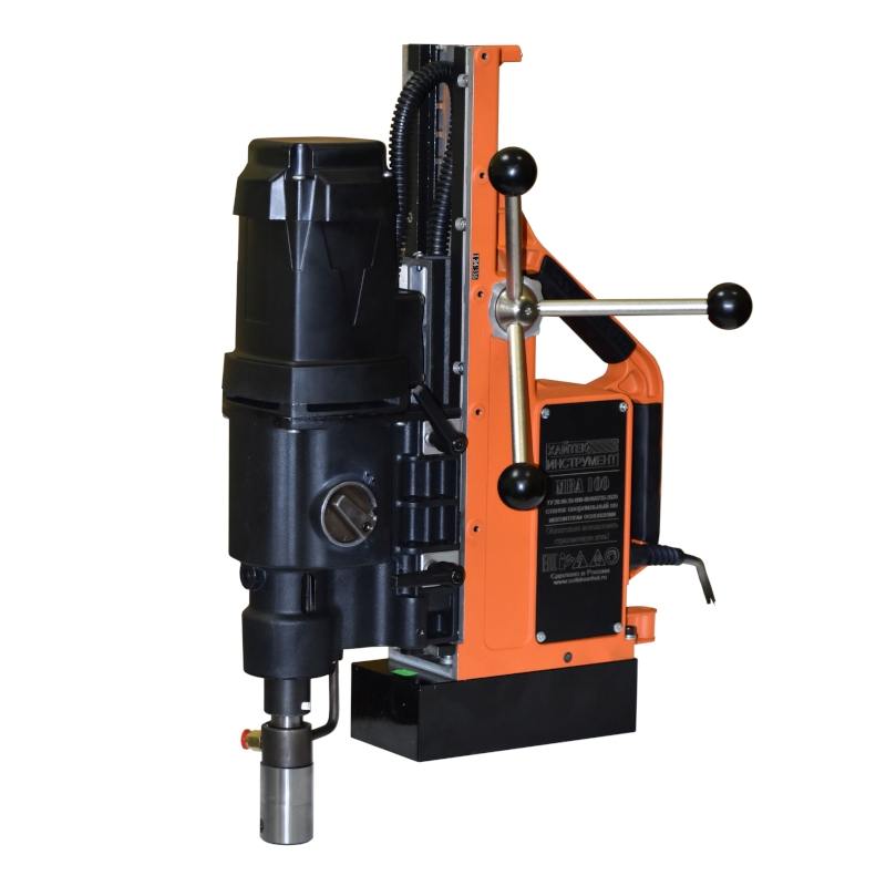 Сверлильный станок на магнитном основании Хайтек Инструмент МВА100, 1700Вт, 4ск, конус Морзе 3 Сверлильный станок на магнитном основании Хайтек Инструмент МВА100, 1700Вт, 4ск, конус Морзе 3