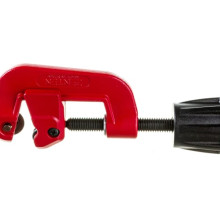 Ручной труборез Zenten для медных труб до 1.1/8 Ручной труборез Zenten для медных труб до 1.1/8