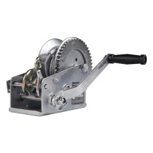 Лебедка ручная барабанная PATRIOT WH 1500B, усилие 1500 кг, трос 8м