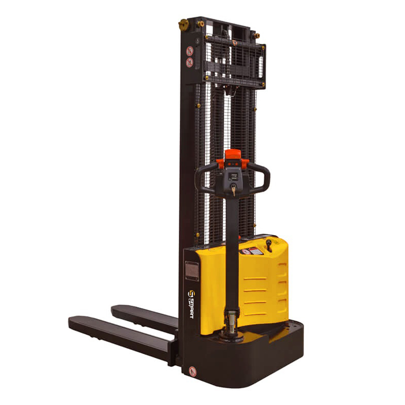 Самоходный электрический штабелер SMARTLIFT ESL122 1200 кг; 3,6 м; li-ion 24В / 80Ач